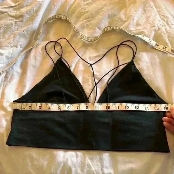 Large black‎ caged bralette.NWOT. Non adj straps . Super cute! - Picture 7 of 11